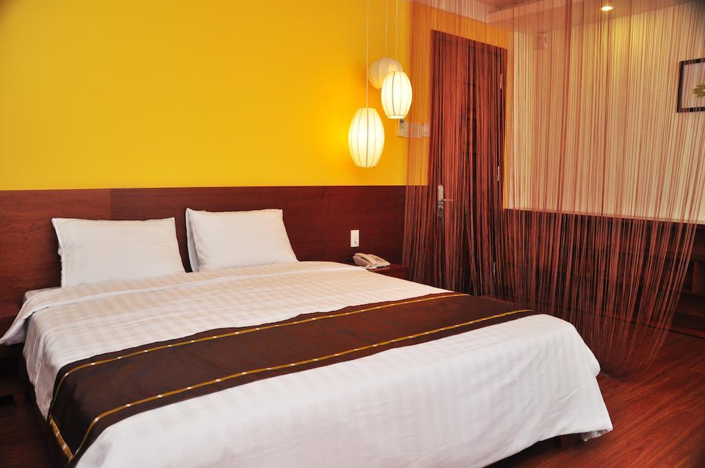 Golden Summer Hotel Нячанг Экстерьер фото